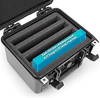 Amazon.com: CASEMATIX Crush Proof Jumbo Card Case With 4 Card